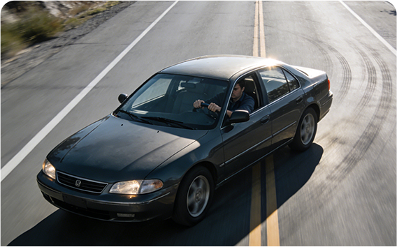 走行時の直進性・安定 性低下